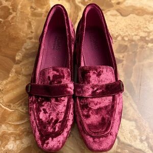 TOMS Women's Velvet Loafers - Burgundy